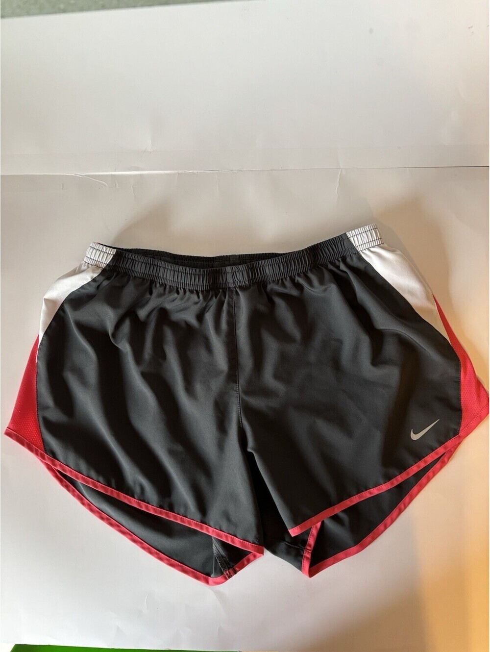 Shorts - Picture 1 of 3